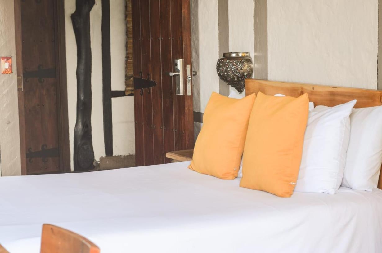 Coffee Tree Boutique Hostel Саленто Экстерьер фото